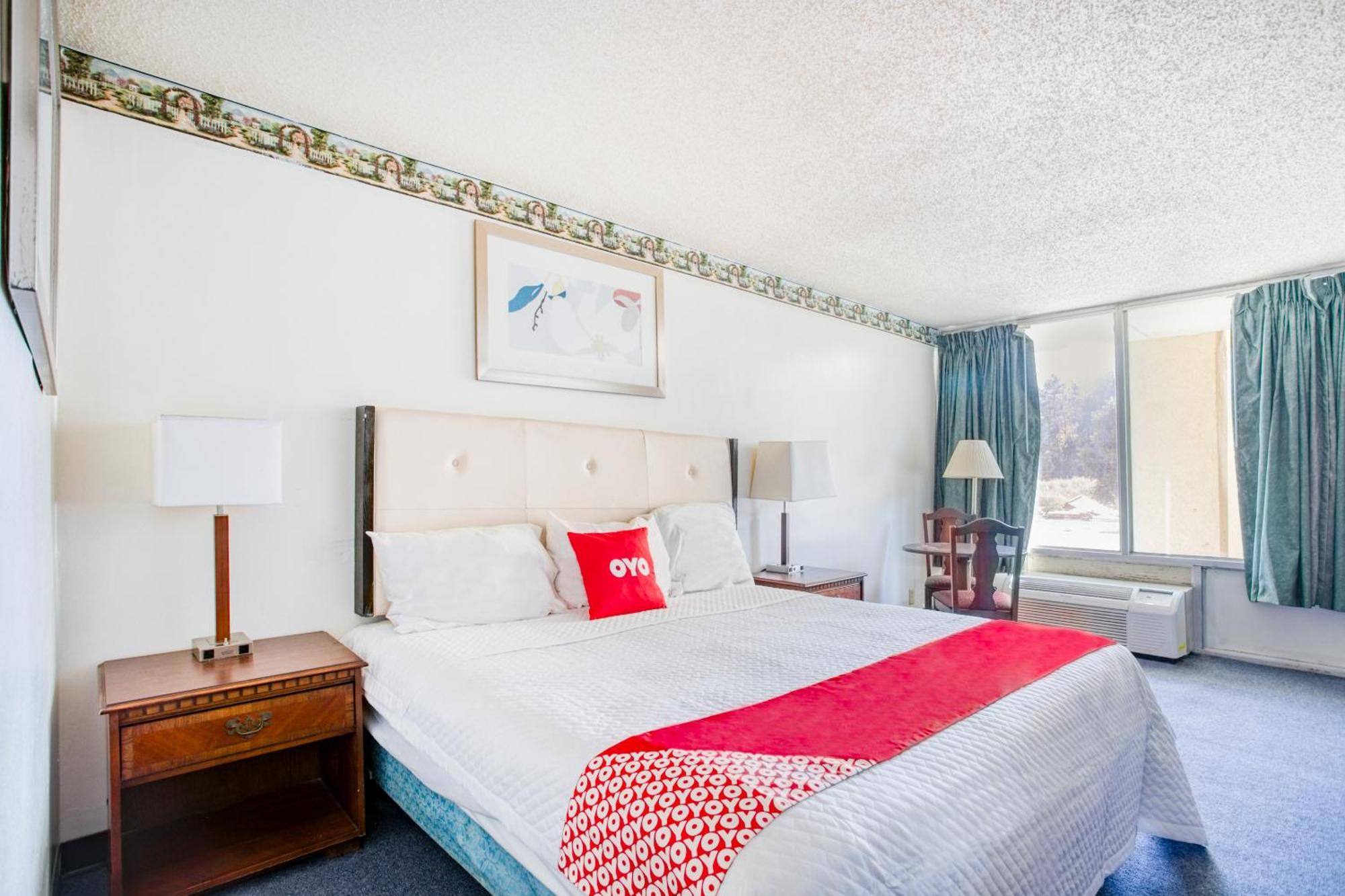 Oyo Hotel Petersburg Va - Templeton Экстерьер фото